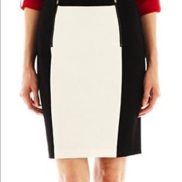 Mango Dresses & Skirts - 🆕New MNG Suit Black and White Skirt Size XL